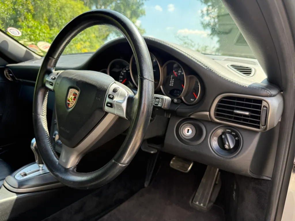 Porsche 911 c pxktihl8rt2 oljkeou