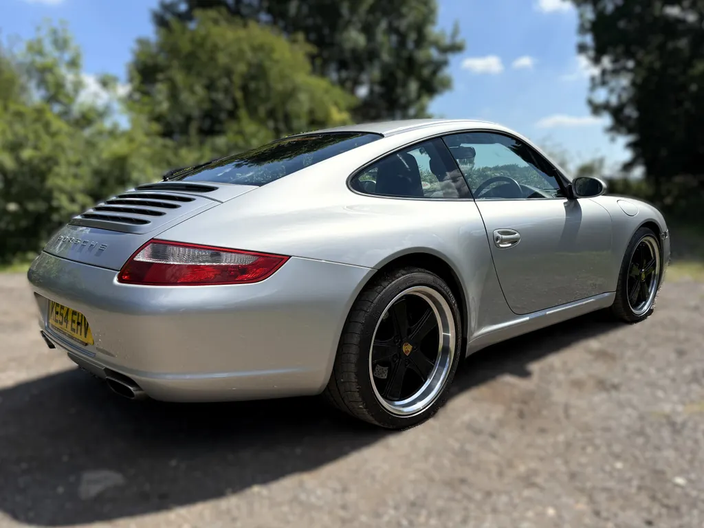 Porsche 911 jrpsladc119srpsatd4yn