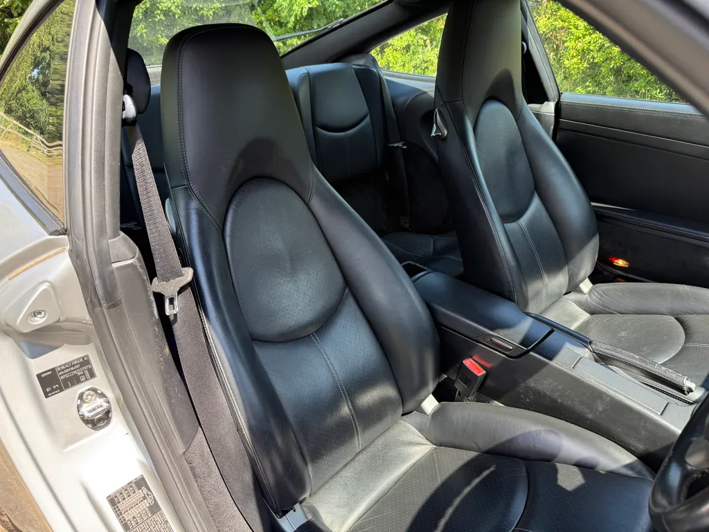 Porsche 911 nmcli8tjwdj2via4whwzq