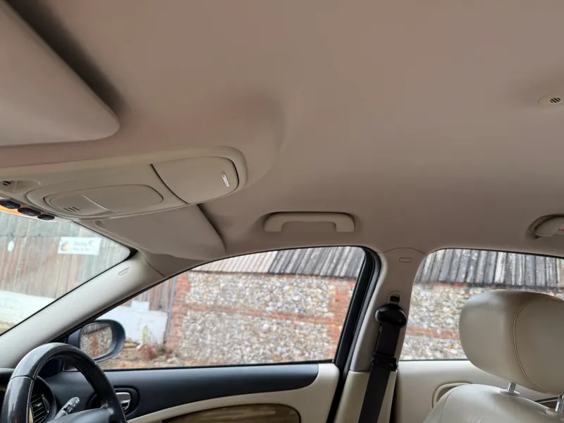 Jaguar s type aferd0ay1v0befrjm5des