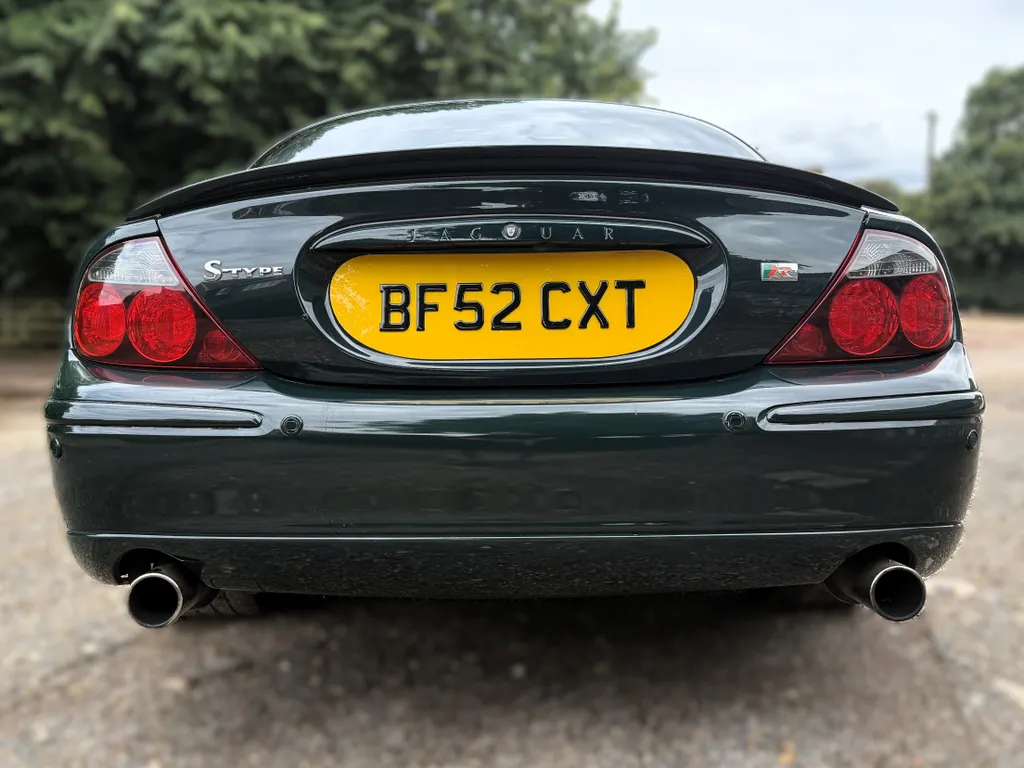 Jaguar s type juokoedmtxiq7co8jw87r