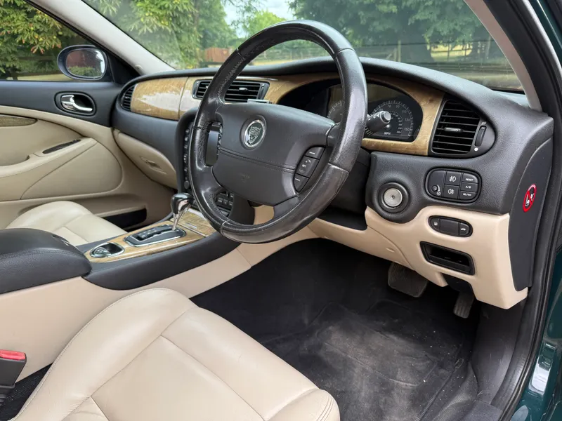 Jaguar s type ld4c4mqlge8rajggiqdmw