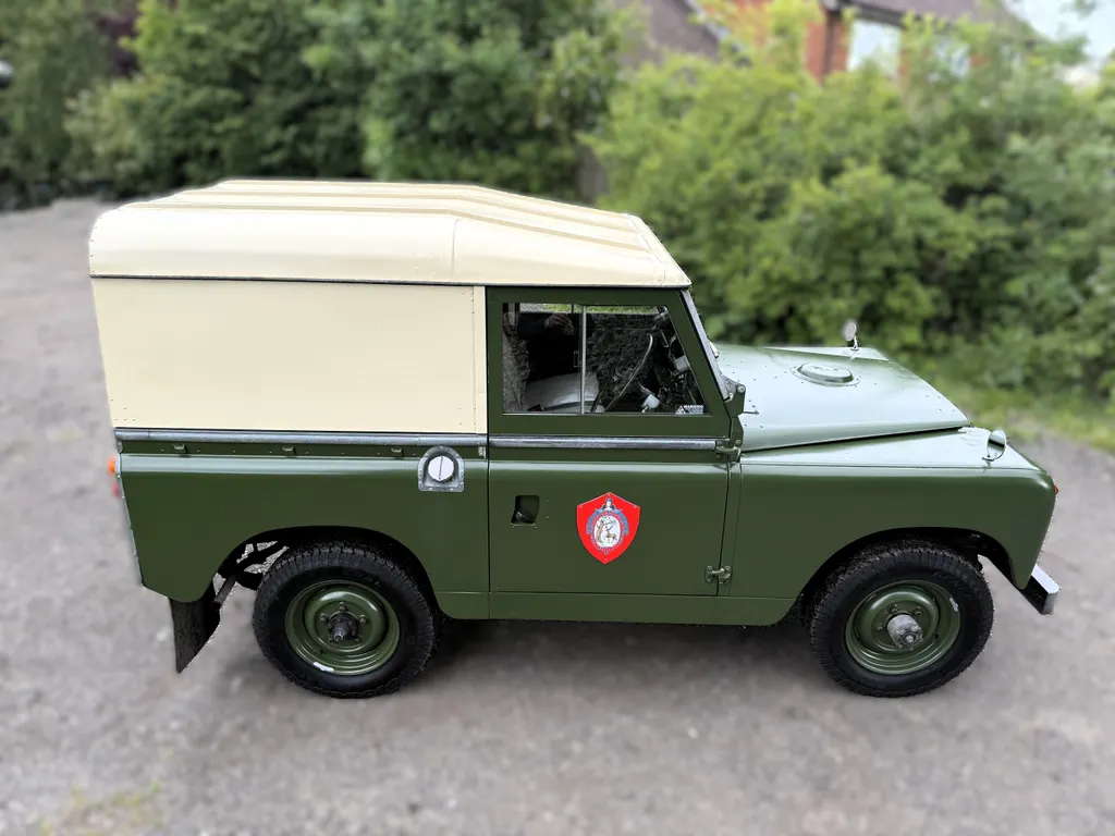 Land rover series 2 lpx9z5m8wq8foif oelag