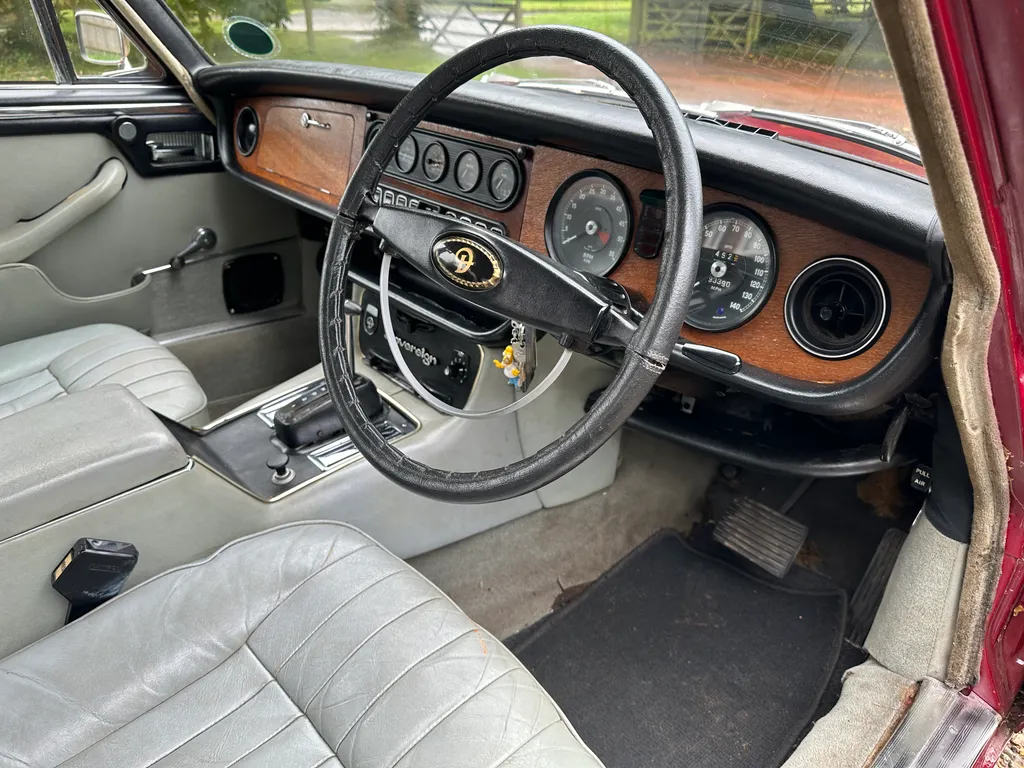 Daimler sovereign  llzyvo2yyjjw pdk7ugdy