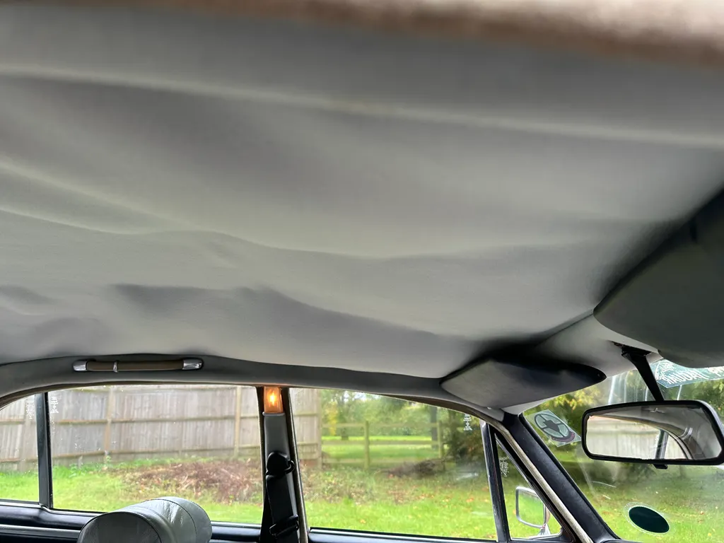 Daimler sovereign  vxmaubfeux6rknvktca3 