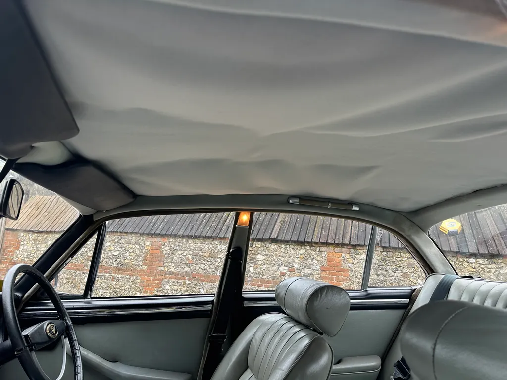 Daimler sovereign  zak0xov1h2m2mftvkhznr