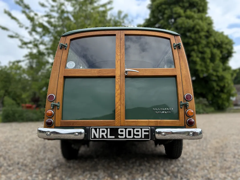 Morris minor llufzuldjh5ikx4iugm8z