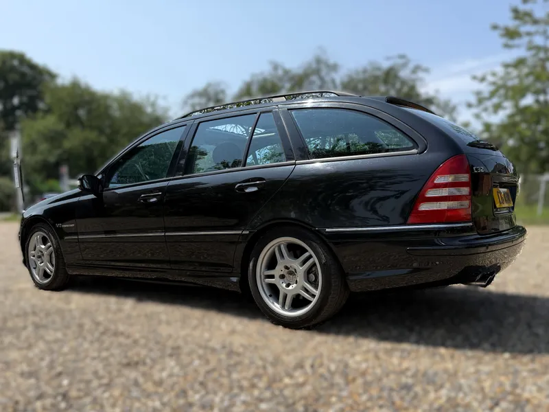 Mercedes benz c class c4hmjn8cpqm5qaqcx5eny