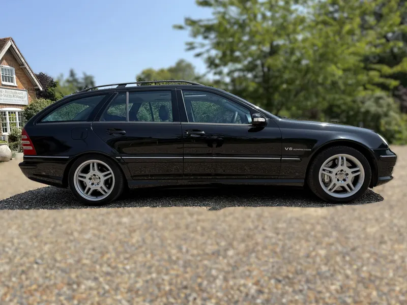 Mercedes benz c class pszmjijr97ddbwnzw ioi