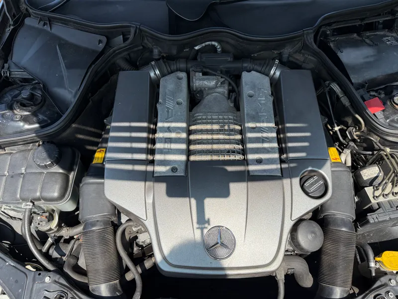 Mercedes benz c class uannofaymo3lrexrvu19e