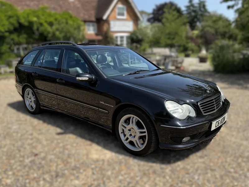 Mercedes benz c class wxv basxgo0hy9ni9nhwi