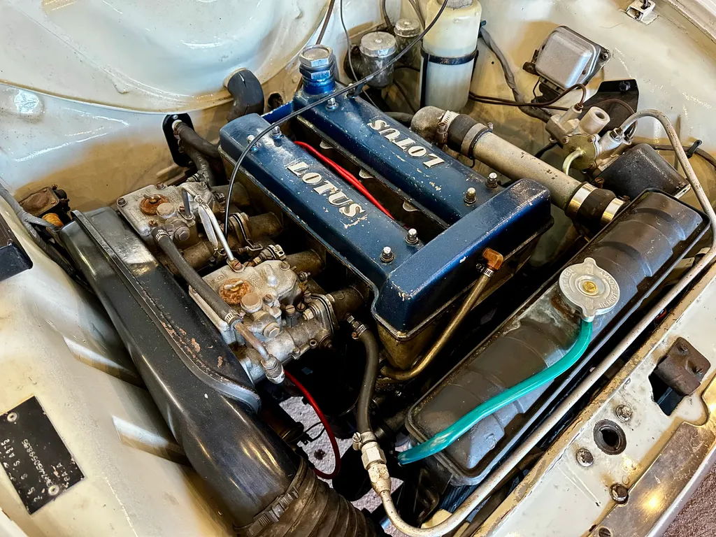 Ford lotus cortina d7cyajbuy1m2upwaev7qv
