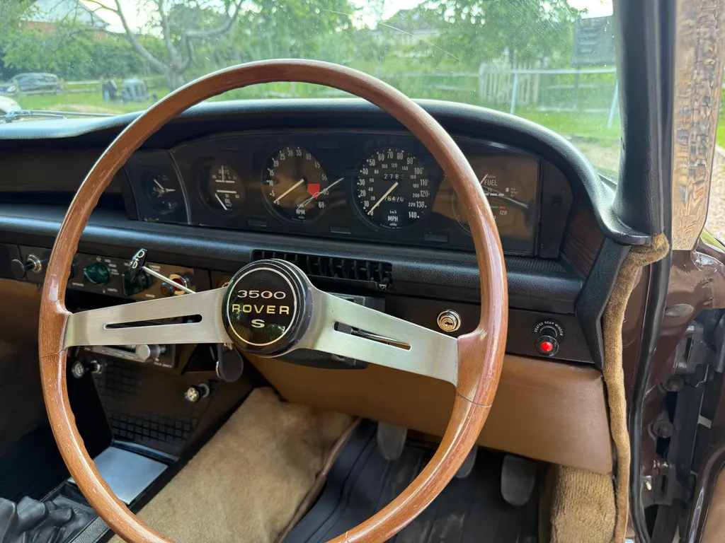 Rover p6 6l001xzjjkz8d2upz12vs