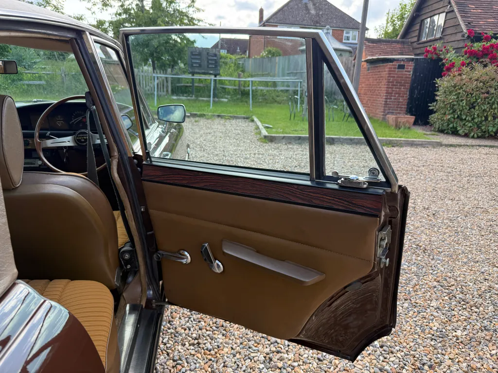 Rover p6 qgclsjf71duvva3g0tfh6