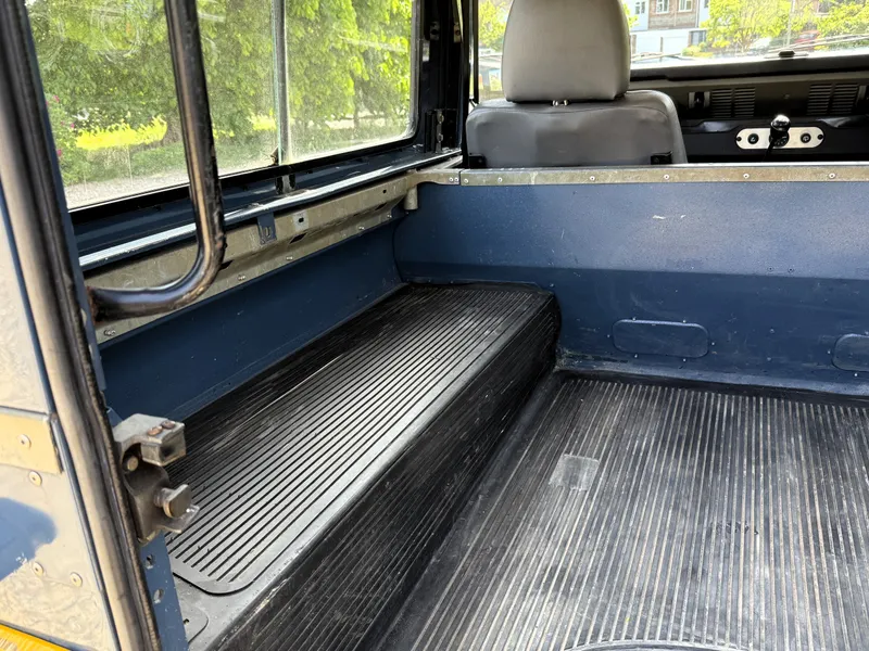 Land rover defender 90 7jmb lvbxa u3pfa34kpn