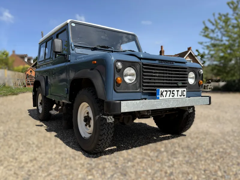 Land rover defender 90 rxq1dtdscmeyntuvorh5x