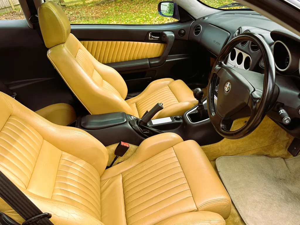 Alfa romeo gtv c0nhf 1oqvz69spv72cgz