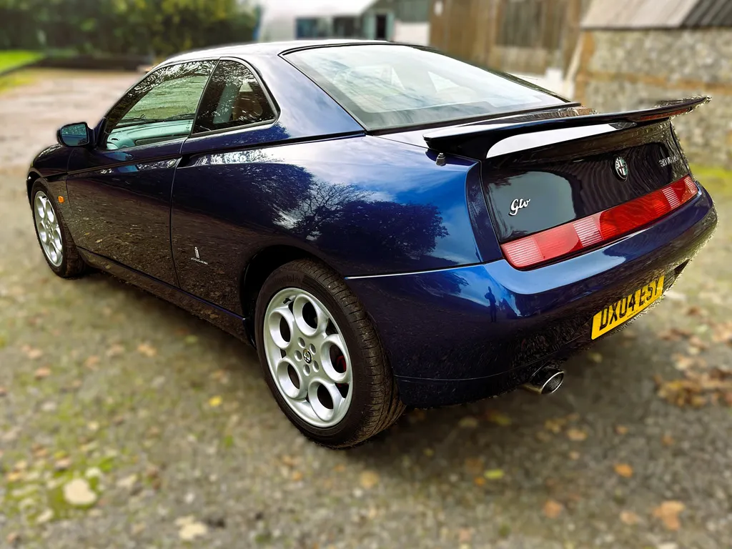 Alfa romeo gtv q4iiyujoe4fhozgcss8ka