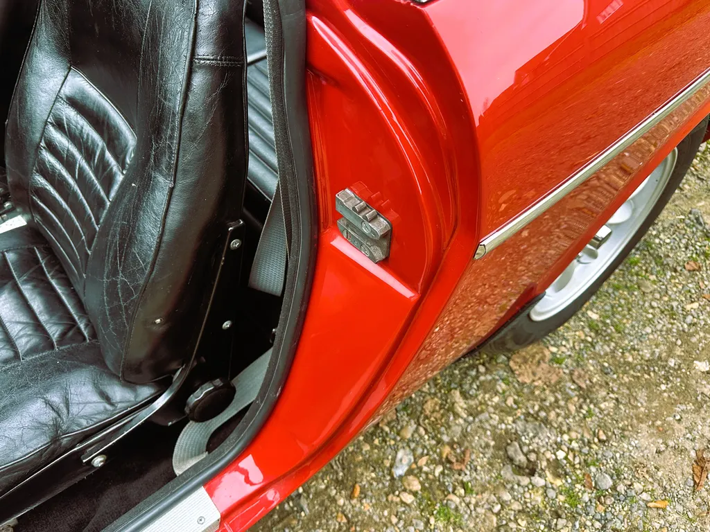 Volvo 1800s ssdzphdykxgpeur27ithm