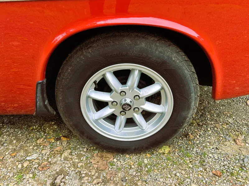 Volvo 1800s ibh1ntuey2wxgxg4zqowi