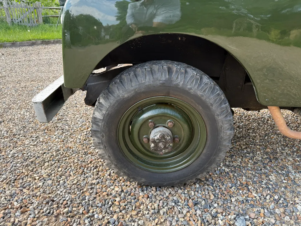 Land rover series 1 j8qyr0lvqiqjy r4dl80g