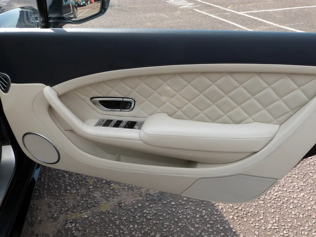 Bentley continental gt 4.0l v8s mulliner o0vi  znftwmeud6pvgrh