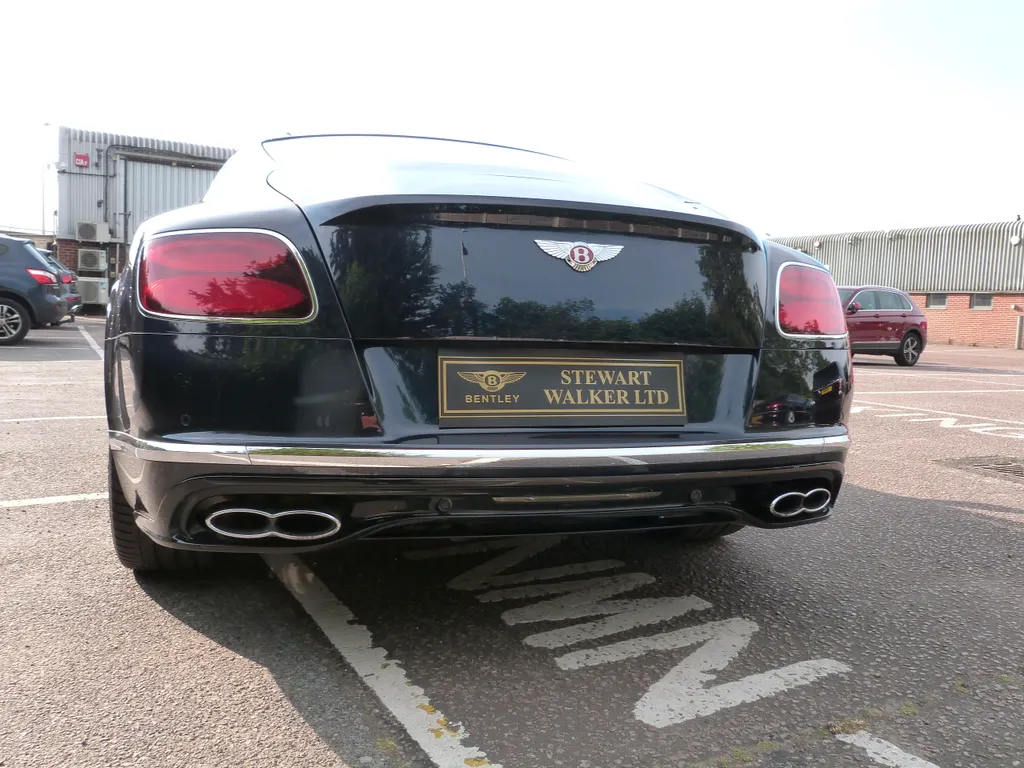 Bentley continental gt 4.0l v8s mulliner pe2mlzgo3xj2eootshp5v