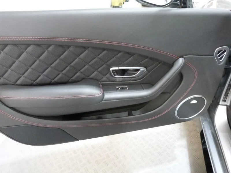 Bentley continental gt 4.0l v8s mulliner 1tykfwwahvo tjalbujll