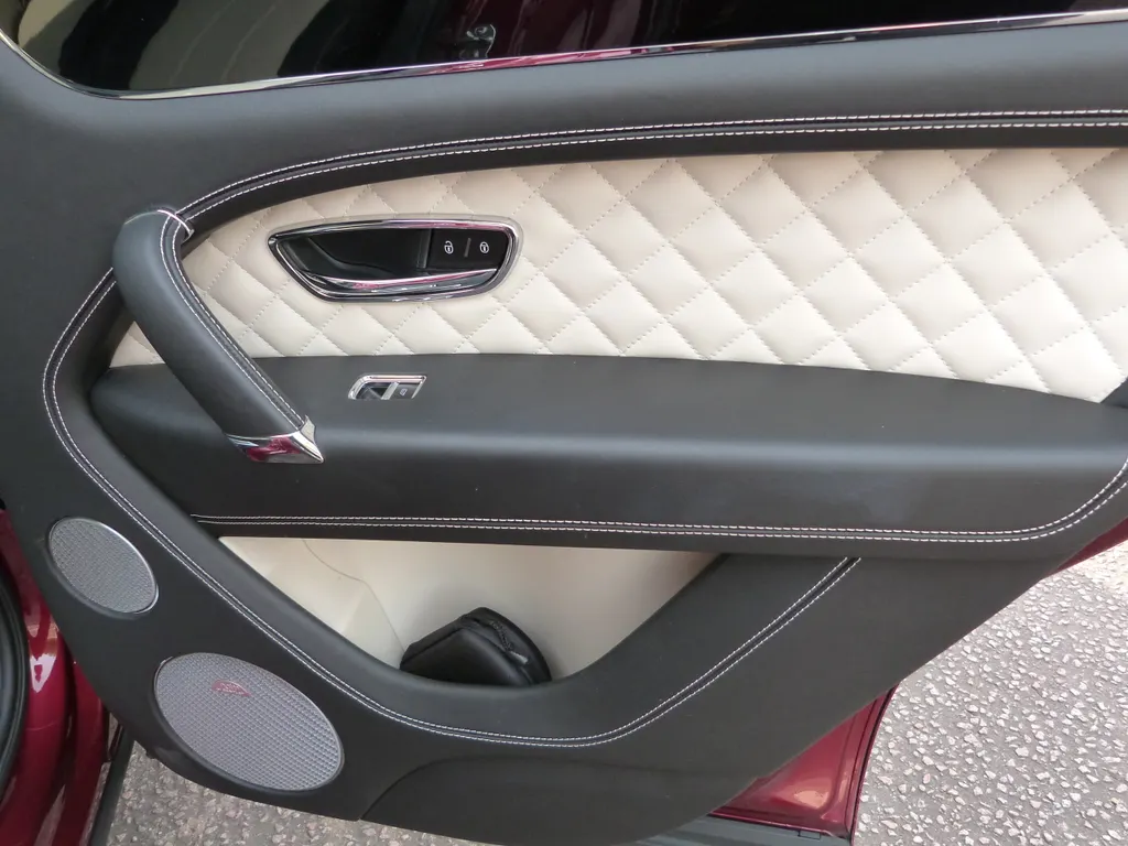 Bentley bentayga tdi 3rool6twvnstrlazeha4y