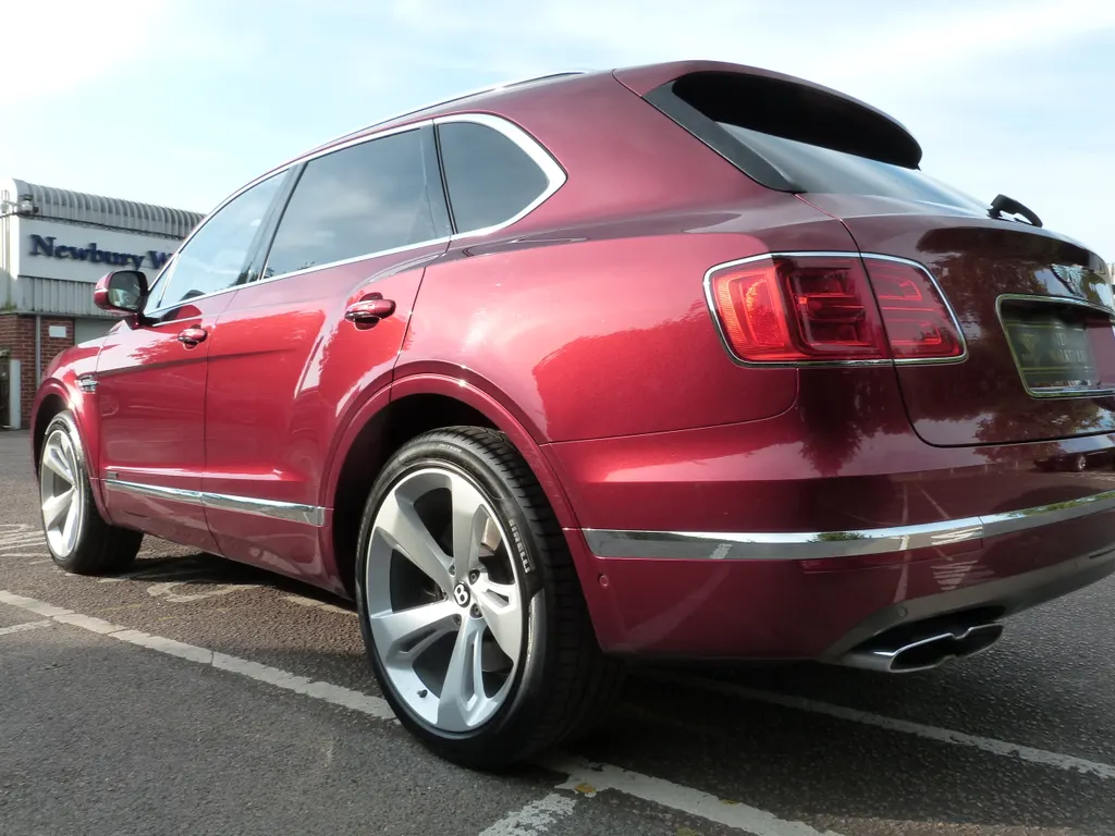 Bentley bentayga tdi hbz36iwqr56wm76ychjwz