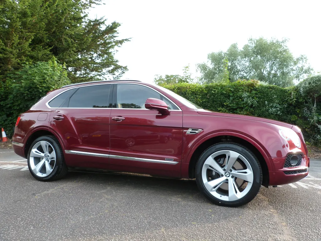 Bentley bentayga tdi khzditwgwnmkhvutolrum