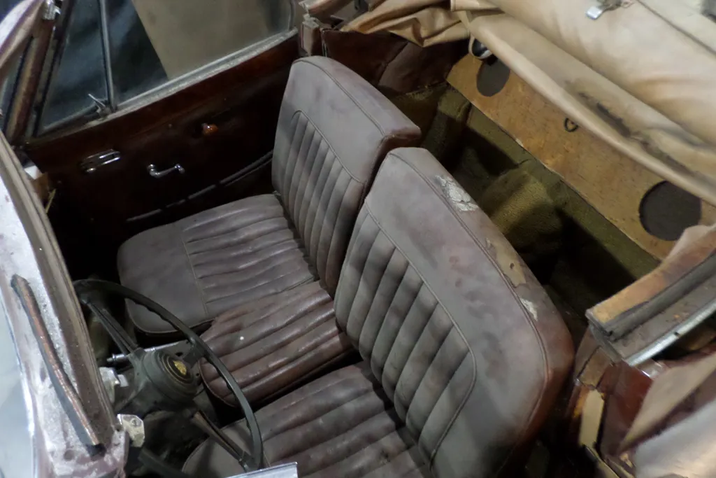 Jaguar xk140 nfo8as6uvfxrtm0hjj7it
