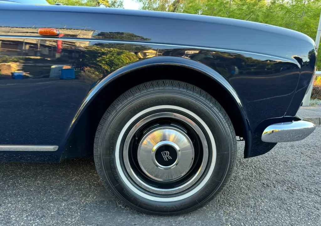 Rolls royce corniche 4 xrw6yr4aeehnzkhqbb 