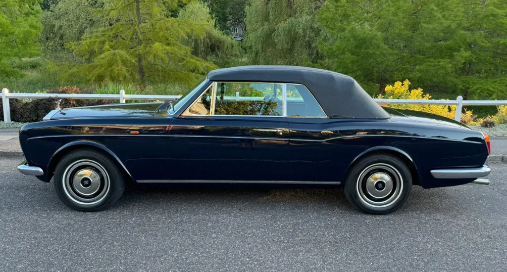 Rolls royce corniche ylbgsr5exzsbsto6jy2gl