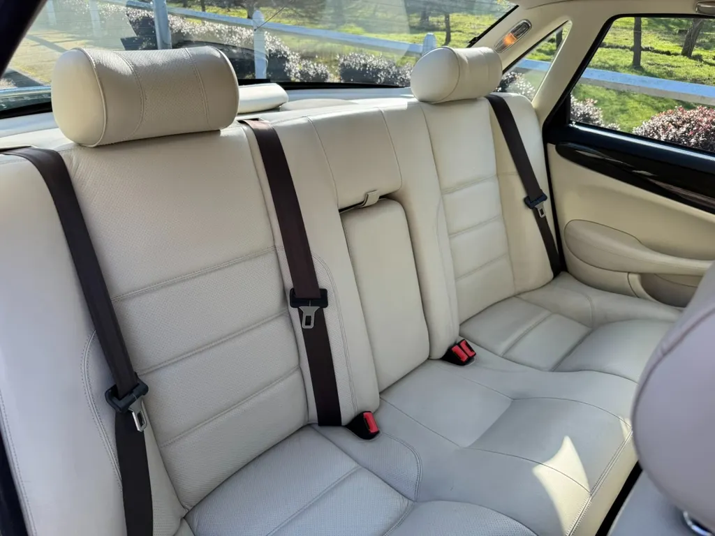 Jaguar v8 xj series 8wwvbc010glwk4 nbizgw