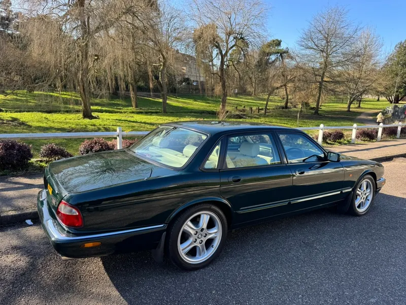 Jaguar v8 xj series mq3sfv3qpl8hekpfzgwbc