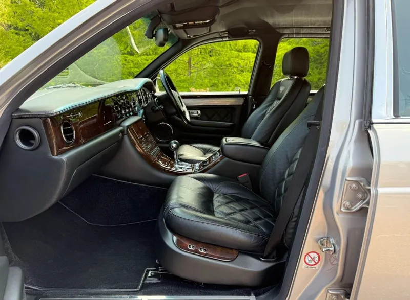 Bentley arnage 7gdapnvrbjp04ydamibqz