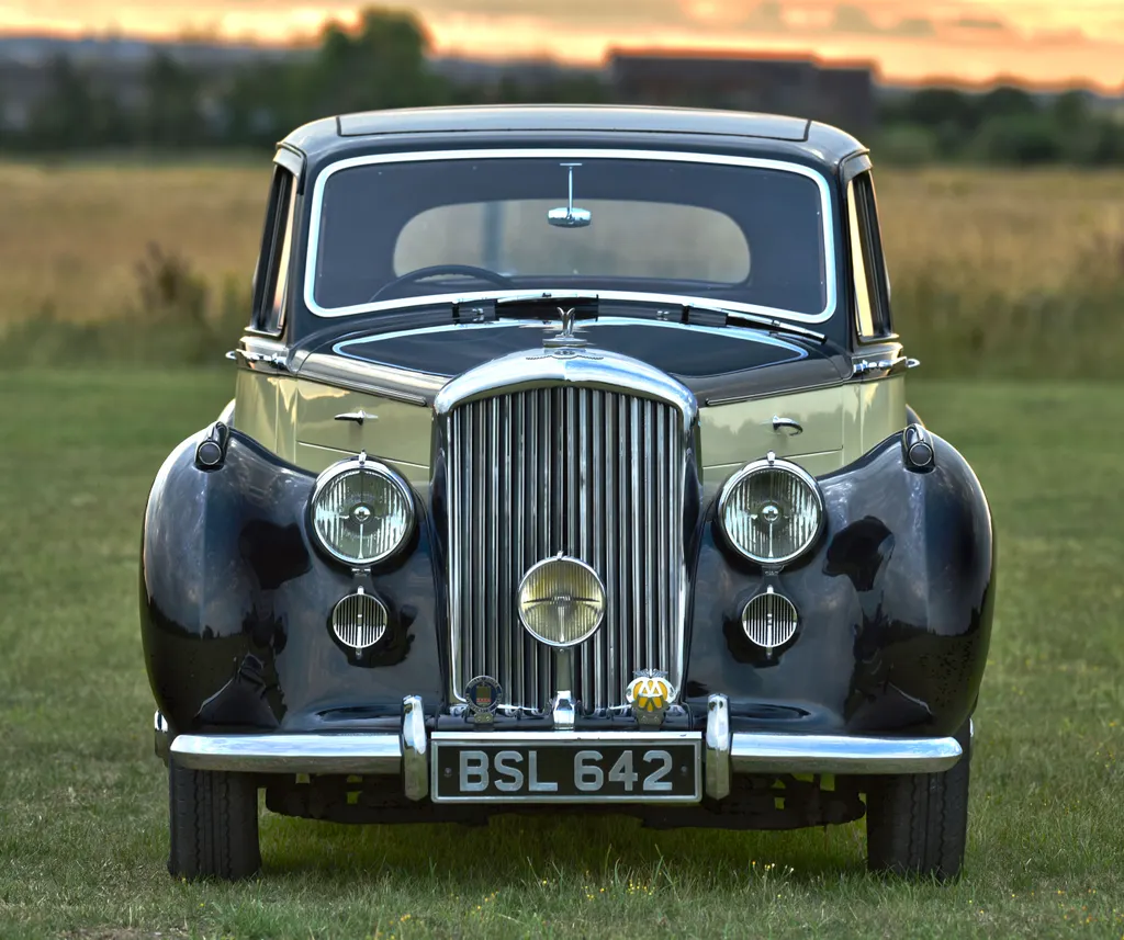 Bentley mkvi 7ysb8uvzrduysf8ohf4v3