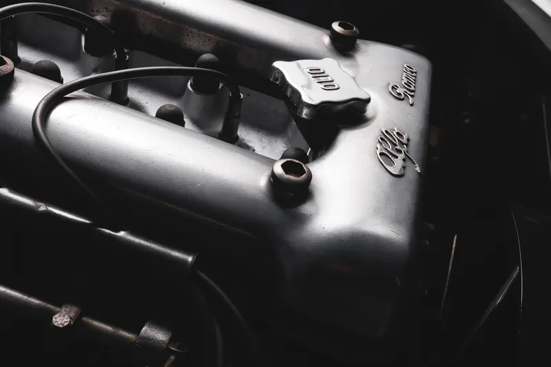 Alfa romeo  2600 spider 66kxt2utmlbjlmurh1nd4