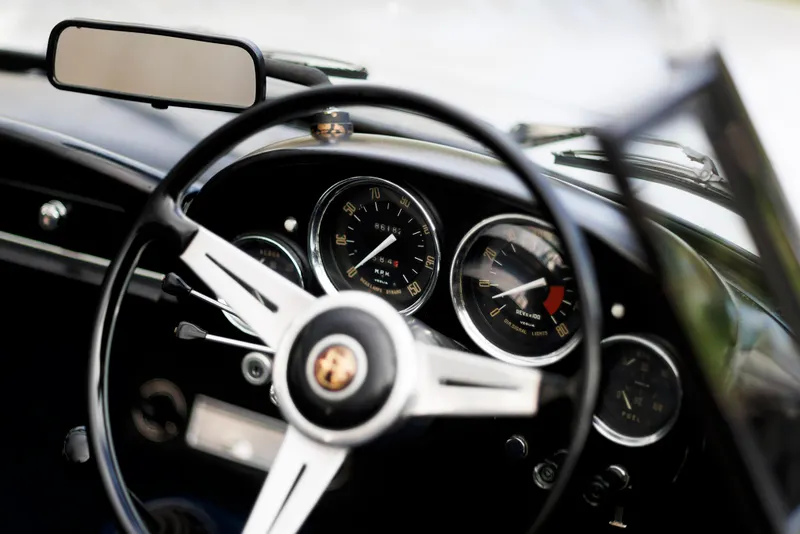 Alfa romeo  2600 spider wl4i7mkq63fefmxoyrok0