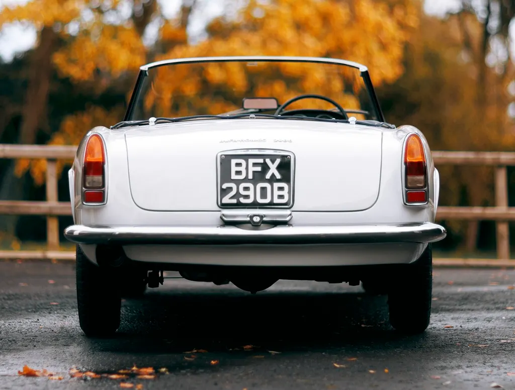 Alfa romeo  2600 spider zanamsxdhevd0jfsvybqe