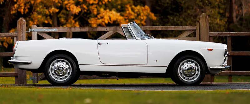 Alfa romeo  2600 spider kqw4yaaksx0srbiwhtjoh