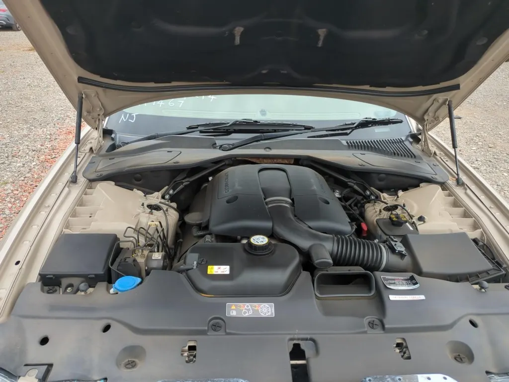 Jaguar xj8 super v8 9i h9mux1rjzoa lvga v