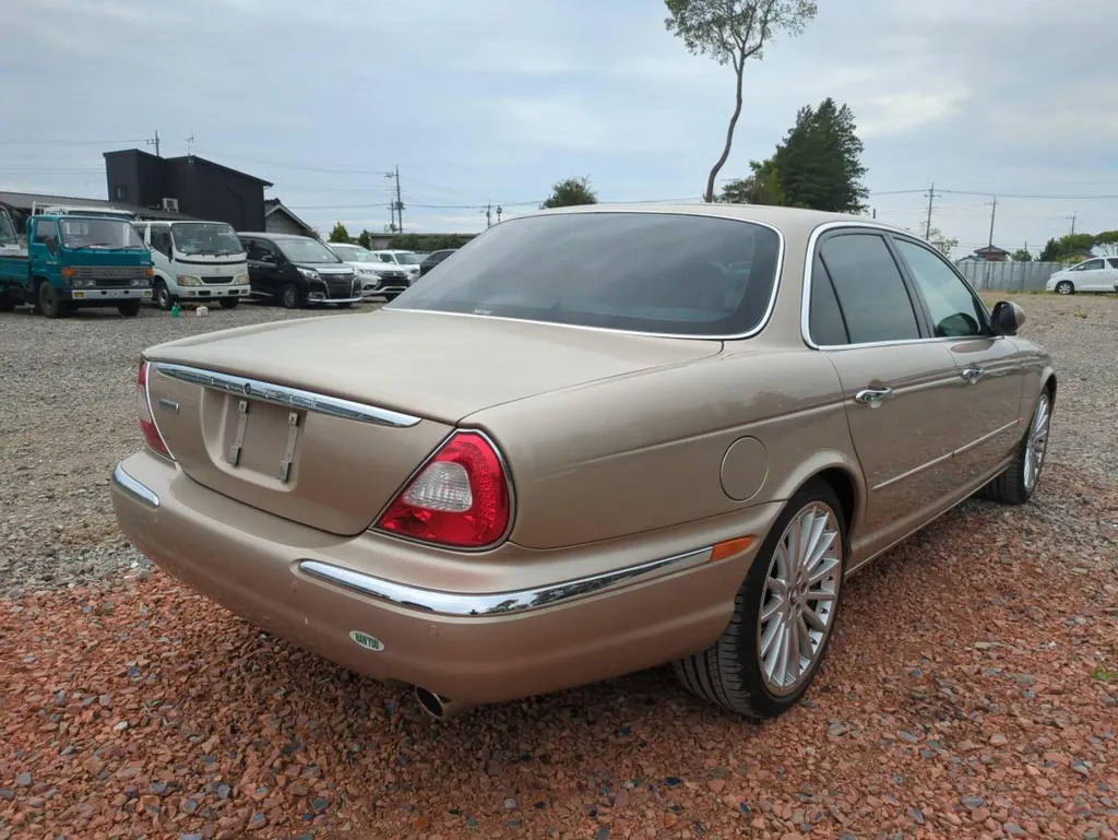 Jaguar xj8 super v8 ilk p c4b1guamm8ura4d