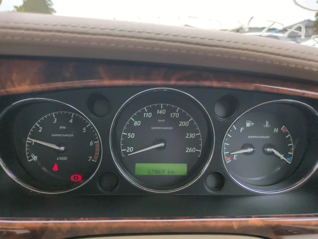 Jaguar xj8 super v8 omktm3mj4xuqra7gstzy7