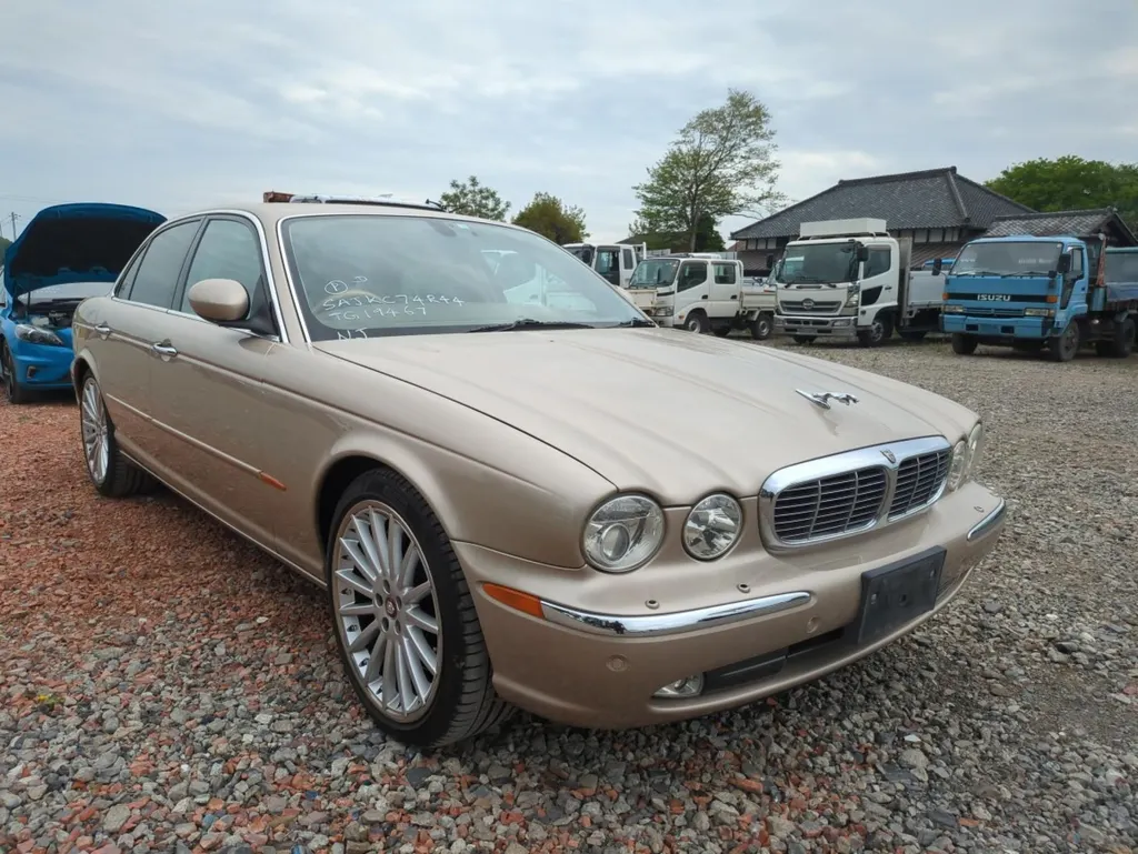 Jaguar xj8 super v8 acn53clpgh1c5z k4peqv