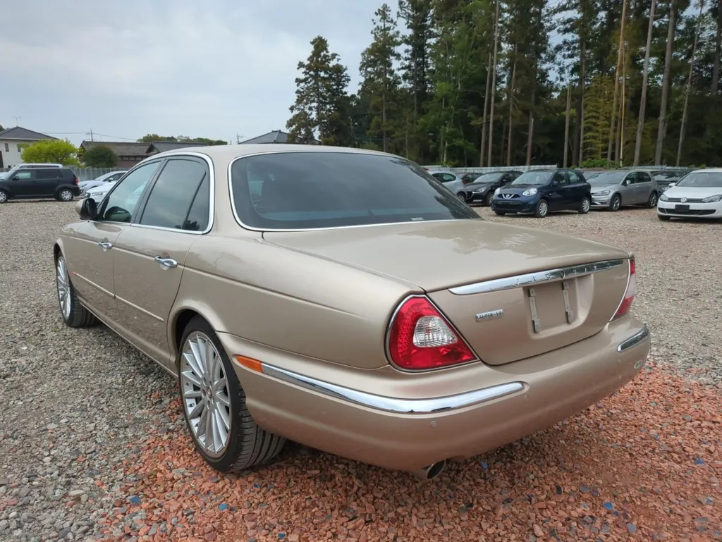 Jaguar xj8 super v8 bi80cz qkkypocpfoi0xc