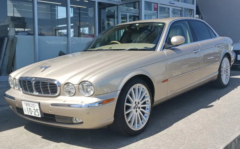 Jaguar xj8 super v8 km4mbkke8ivmvpwquajws