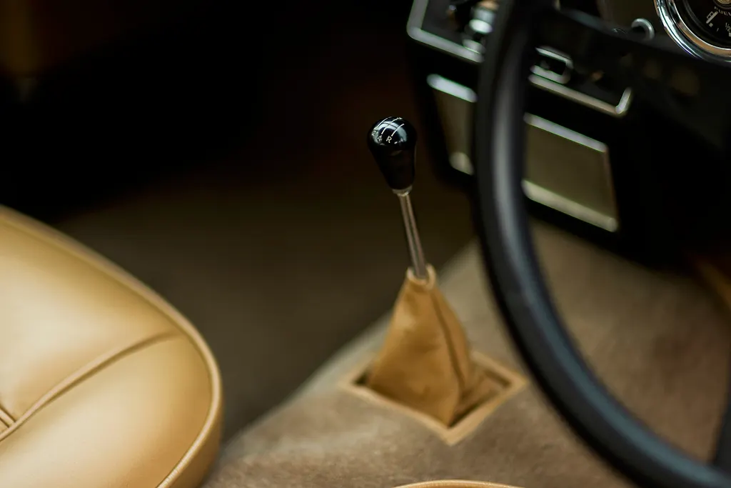 Aston martin db4 series 4. m64adm0ywsxxfrsnfmfum