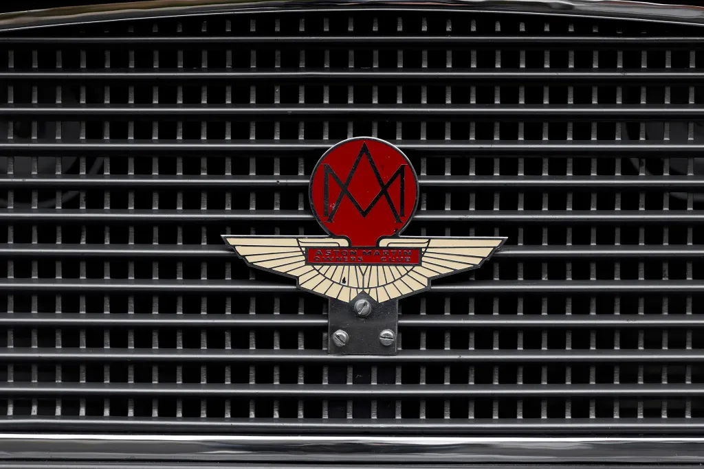 Aston martin db4 series 4. uqmcrnv8pdakshzopj9rh